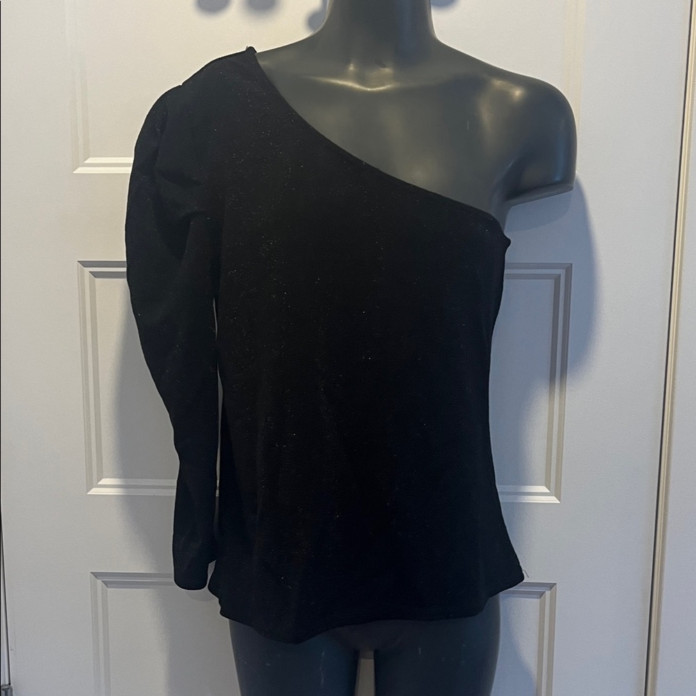 Stylish Black One-Shoulder Blouse